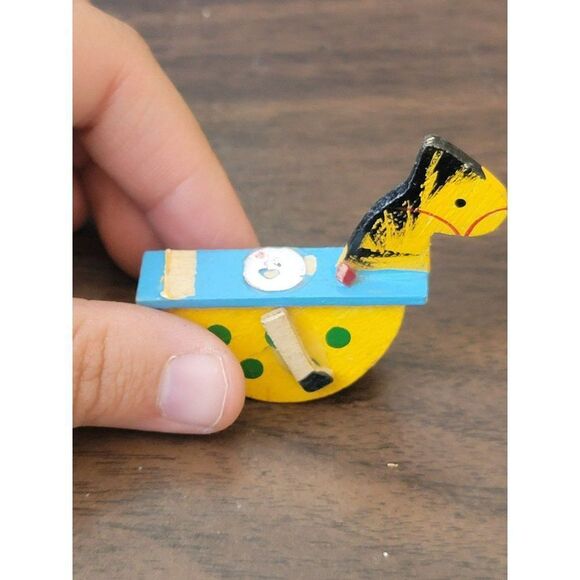 Yellow rocking horse wooden vintage AS IS ornament Xmas - Picture 2 of 5